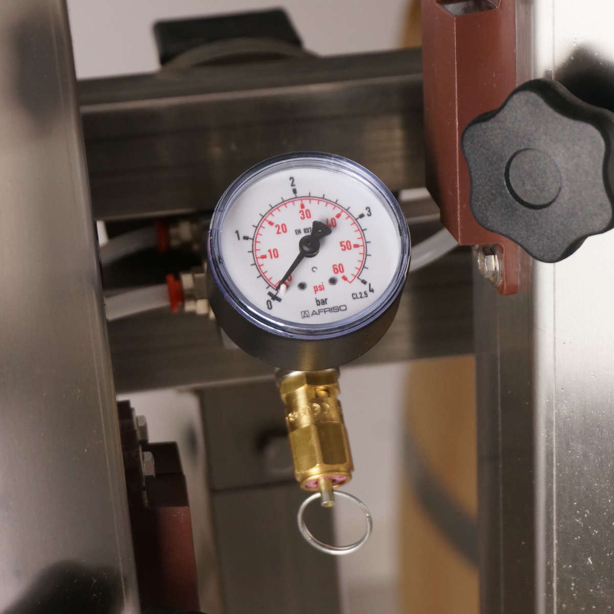 Saturator - Karbonizator do wina - Ribagas 4 stanowiskowy Saturator - Karbonizator do wina - Ribagas 4 stanowiskowy